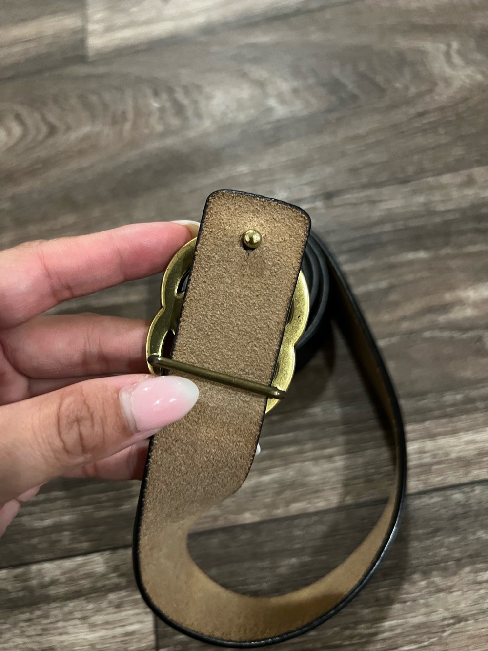 Gucci GG Marmont Black Leather Belt with Double G Gold Buckle - Picture 2 of 7